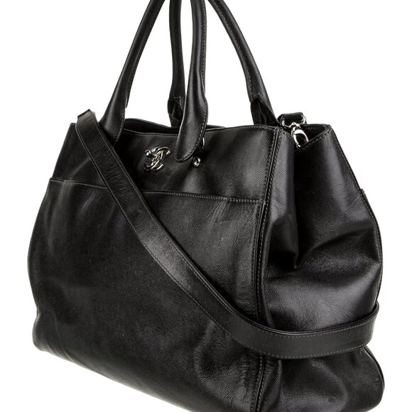 CHANEL - Medium Executive Cerf Tote w/ Strap - Picture 3 of 6